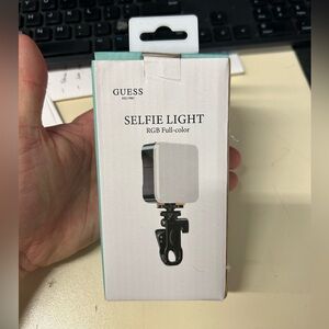 GUESS RGB Selfie Light